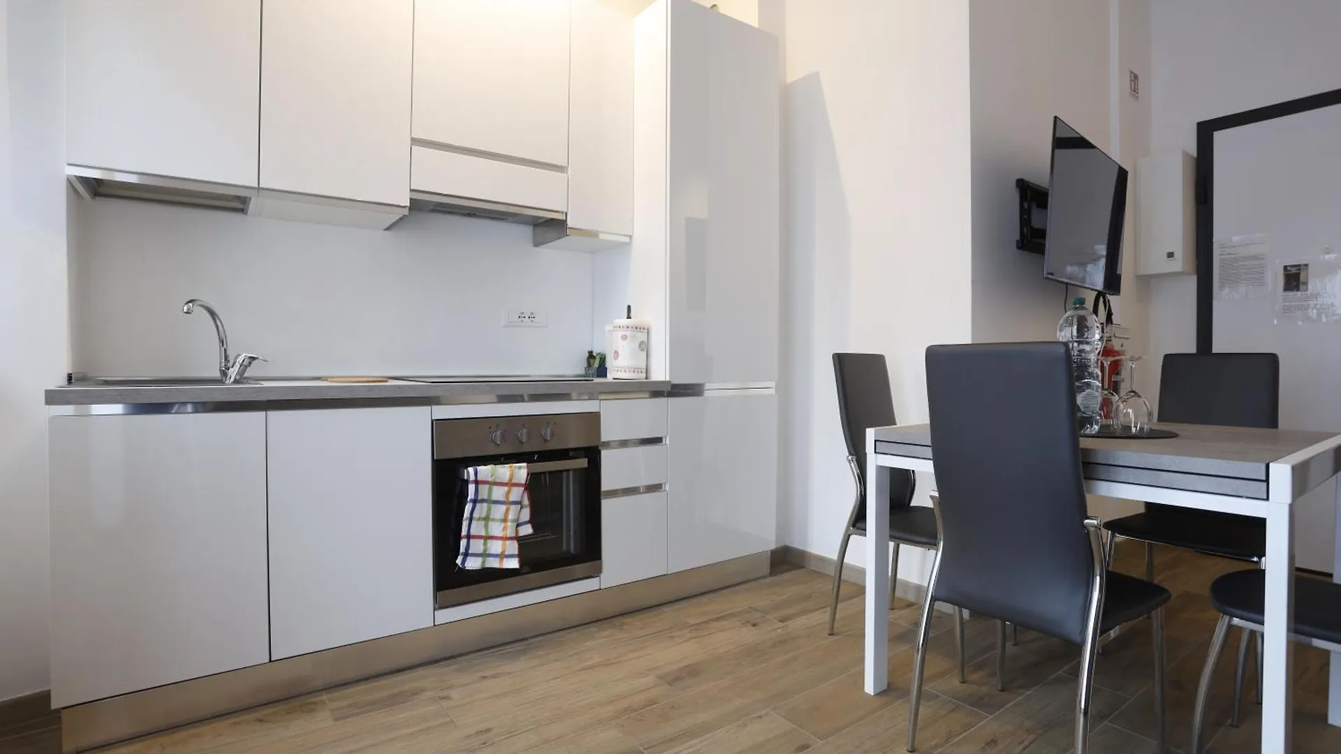Marina House - Iulm Navigli San Paolo Apartment Milan