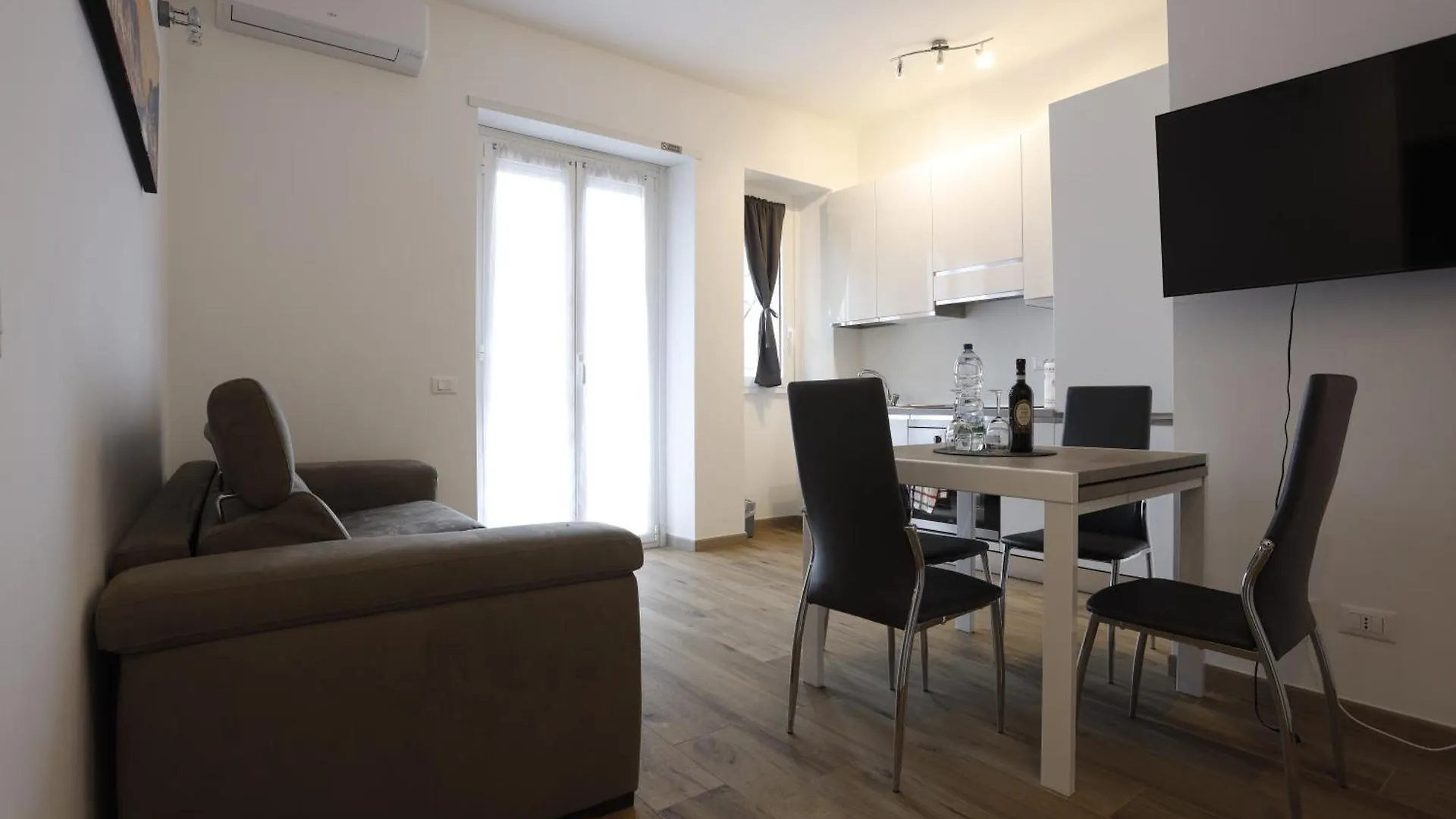Marina House - Iulm Navigli San Paolo Apartment Milan